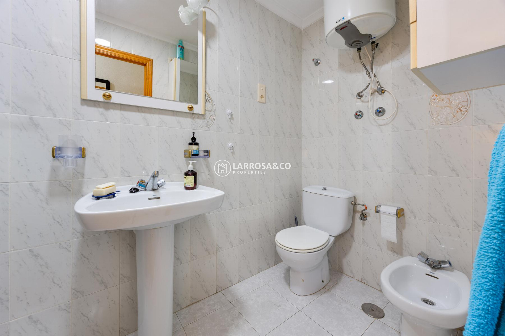 Resale - Apartment - Torrevieja - Playa del cura