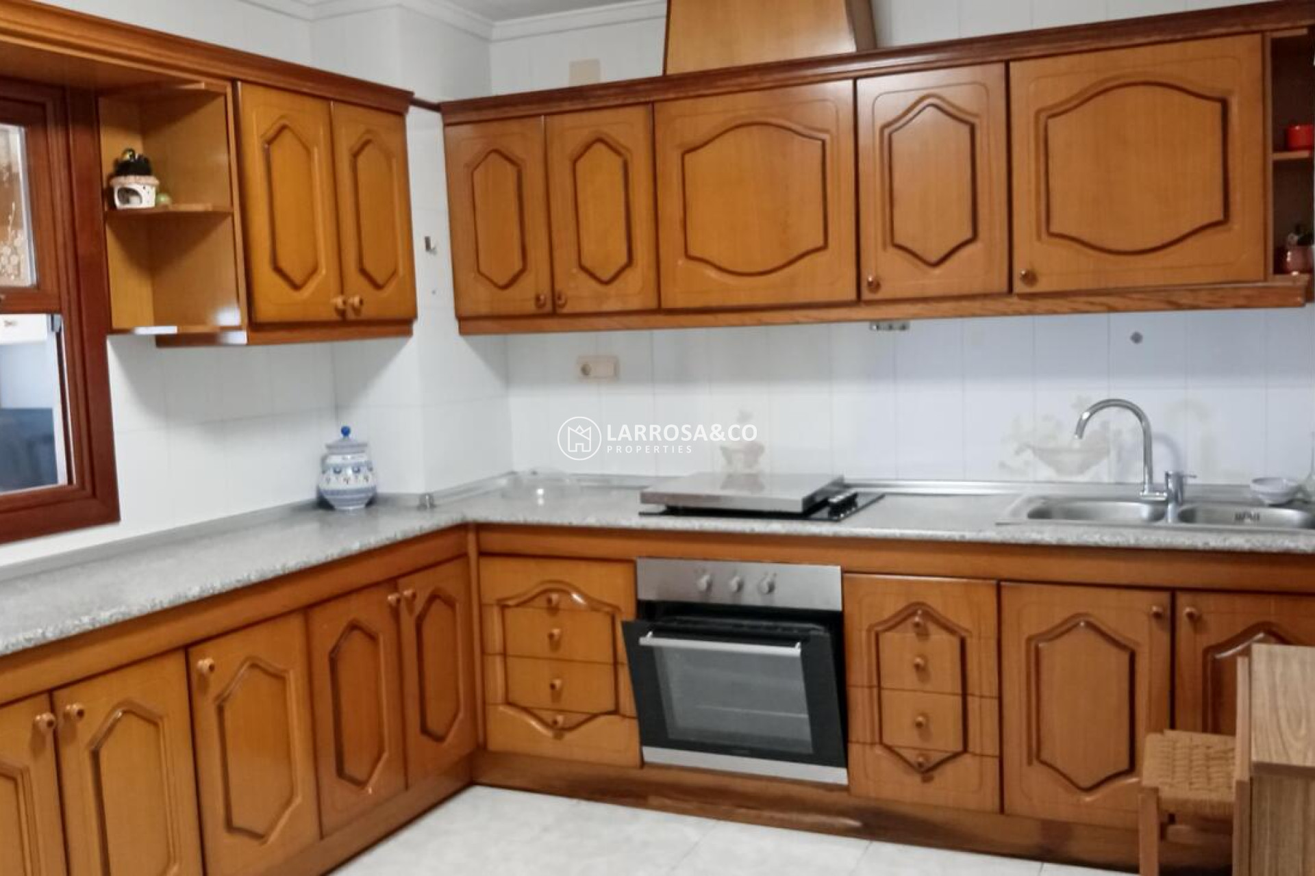 Resale - Apartment - Torrevieja - PLAYA LOS LOCOS