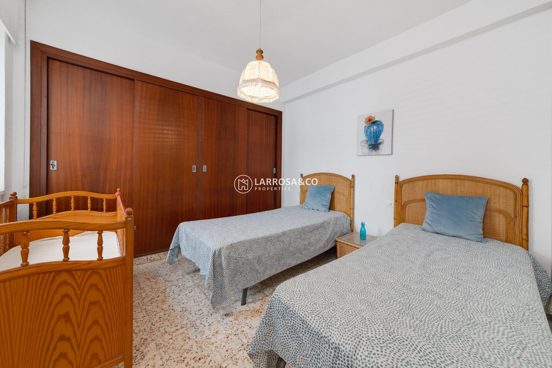 Resale - Apartment - Torrevieja - Puerto