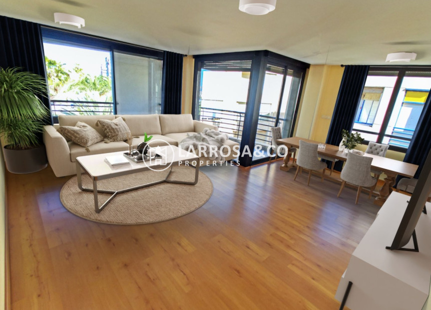 Resale - Apartment - Torrevieja - Puerto