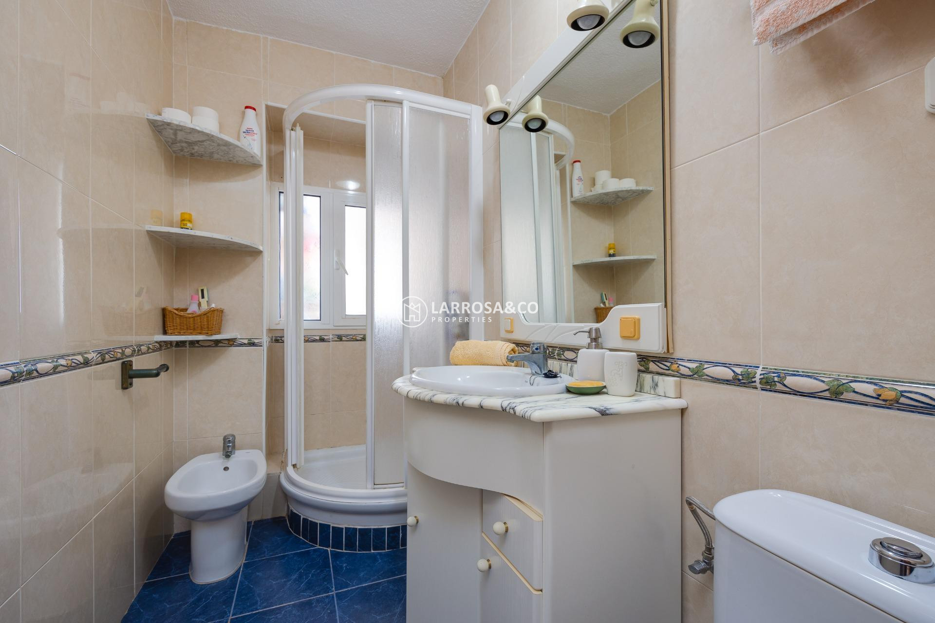 Resale - Apartment - Torrevieja - Punta Prima
