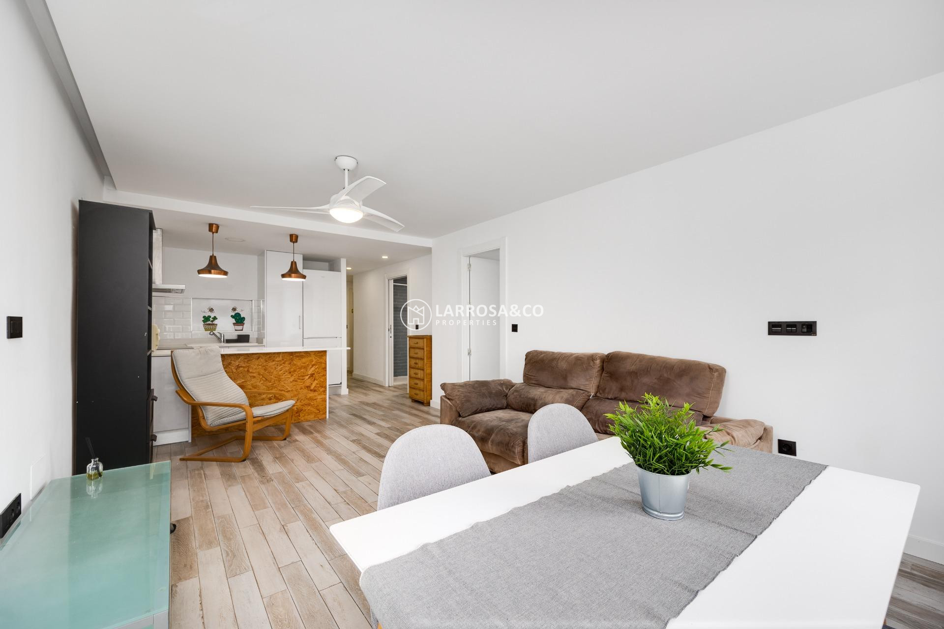 Resale - Apartment - Torrevieja - Punta Prima