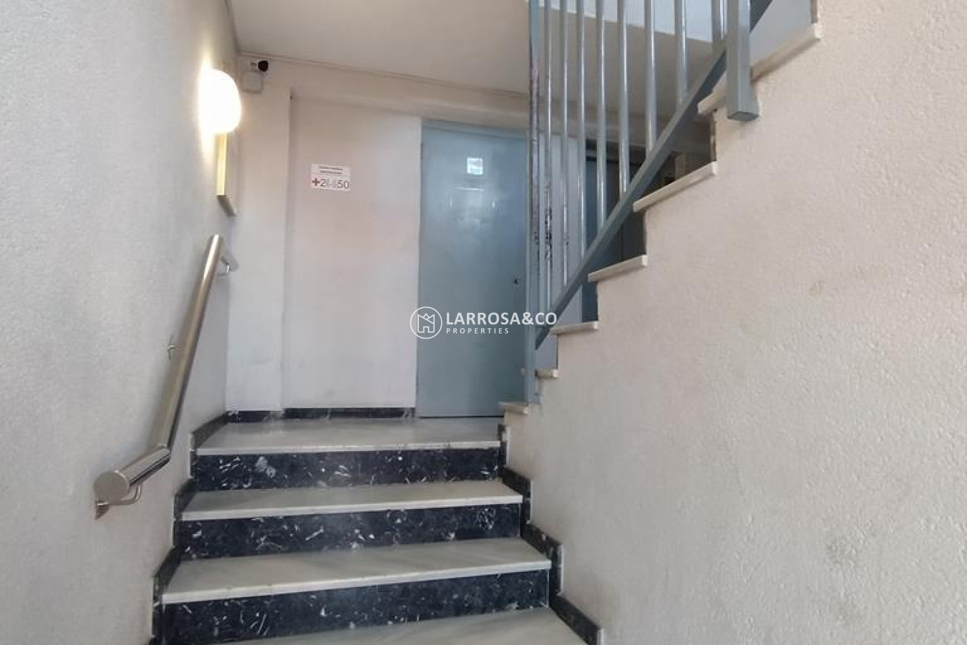 Resale - Apartment - Torrevieja - Punta Prima