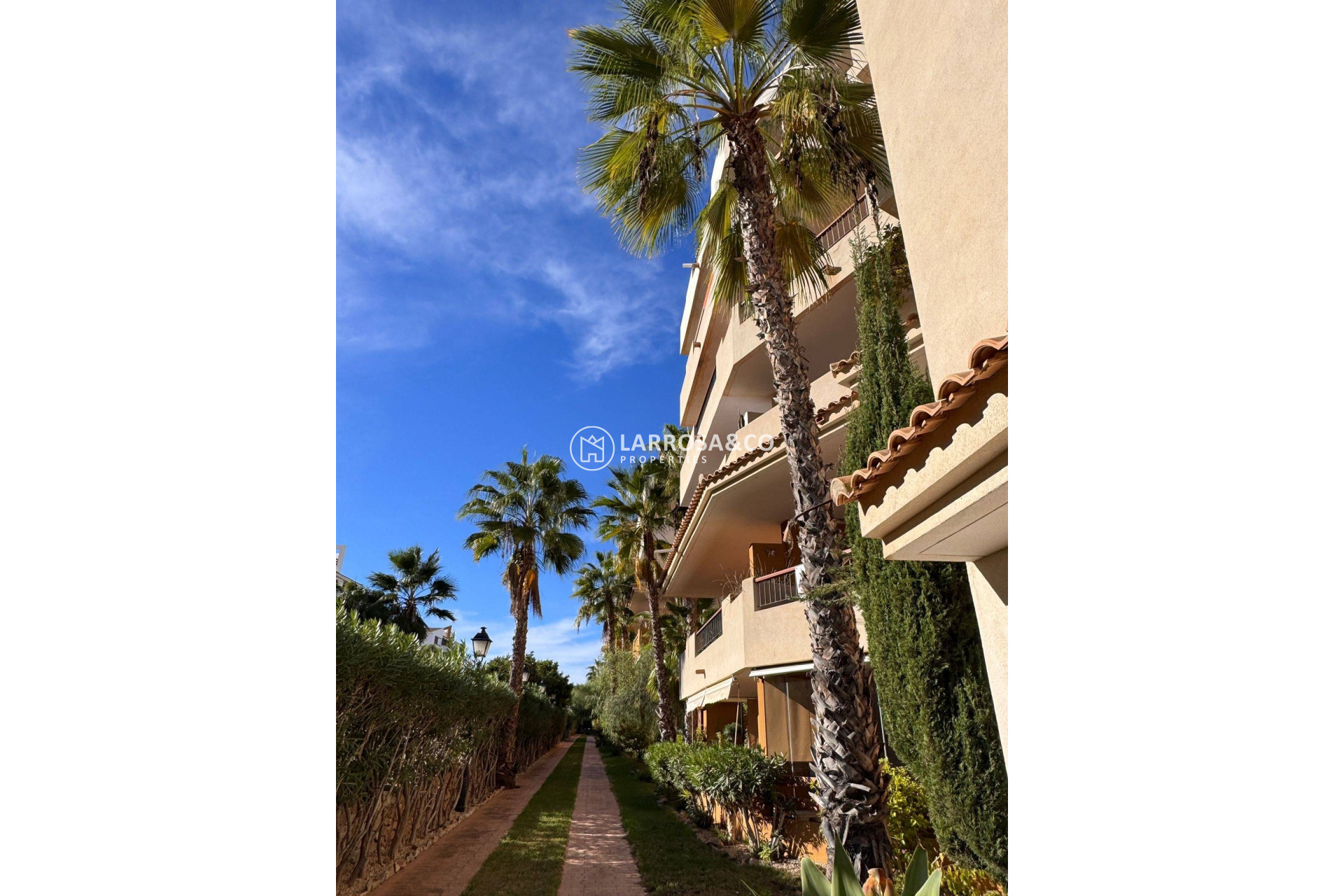 Resale - Apartment - Torrevieja - Punta Prima