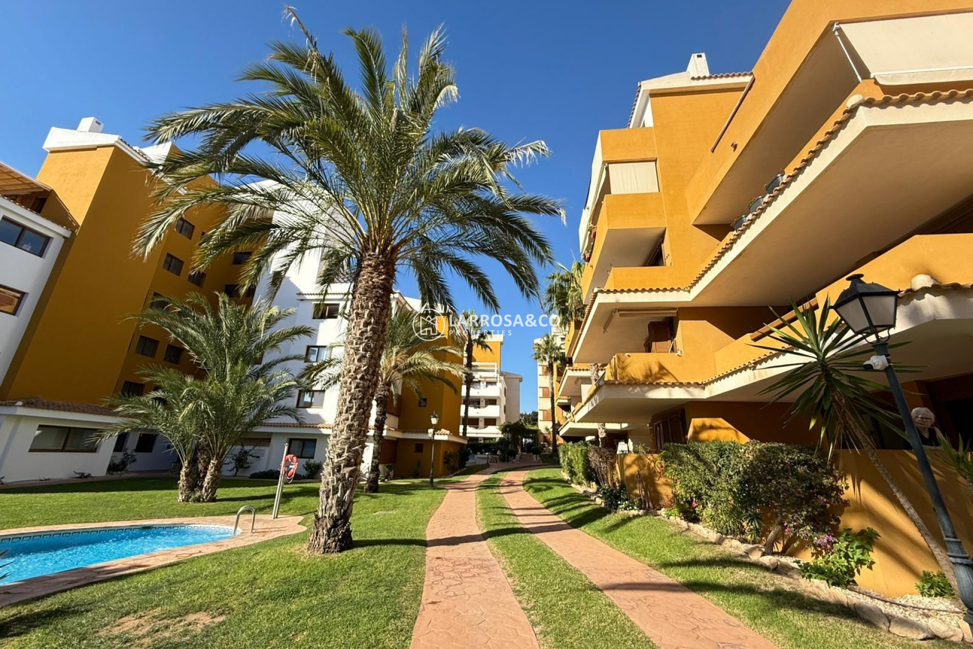 Resale - Apartment - Torrevieja - Punta Prima