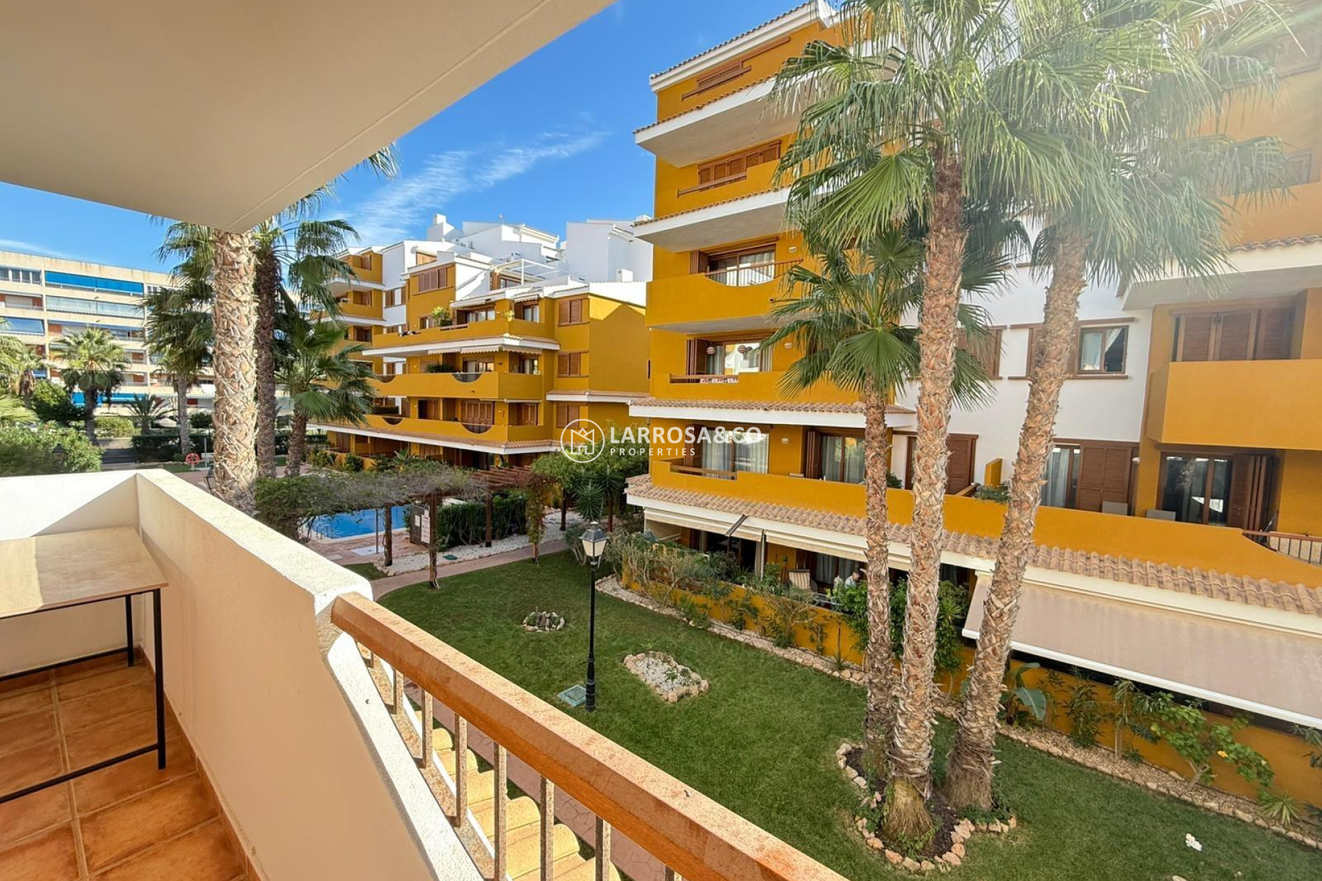 Resale - Apartment - Torrevieja - Punta Prima