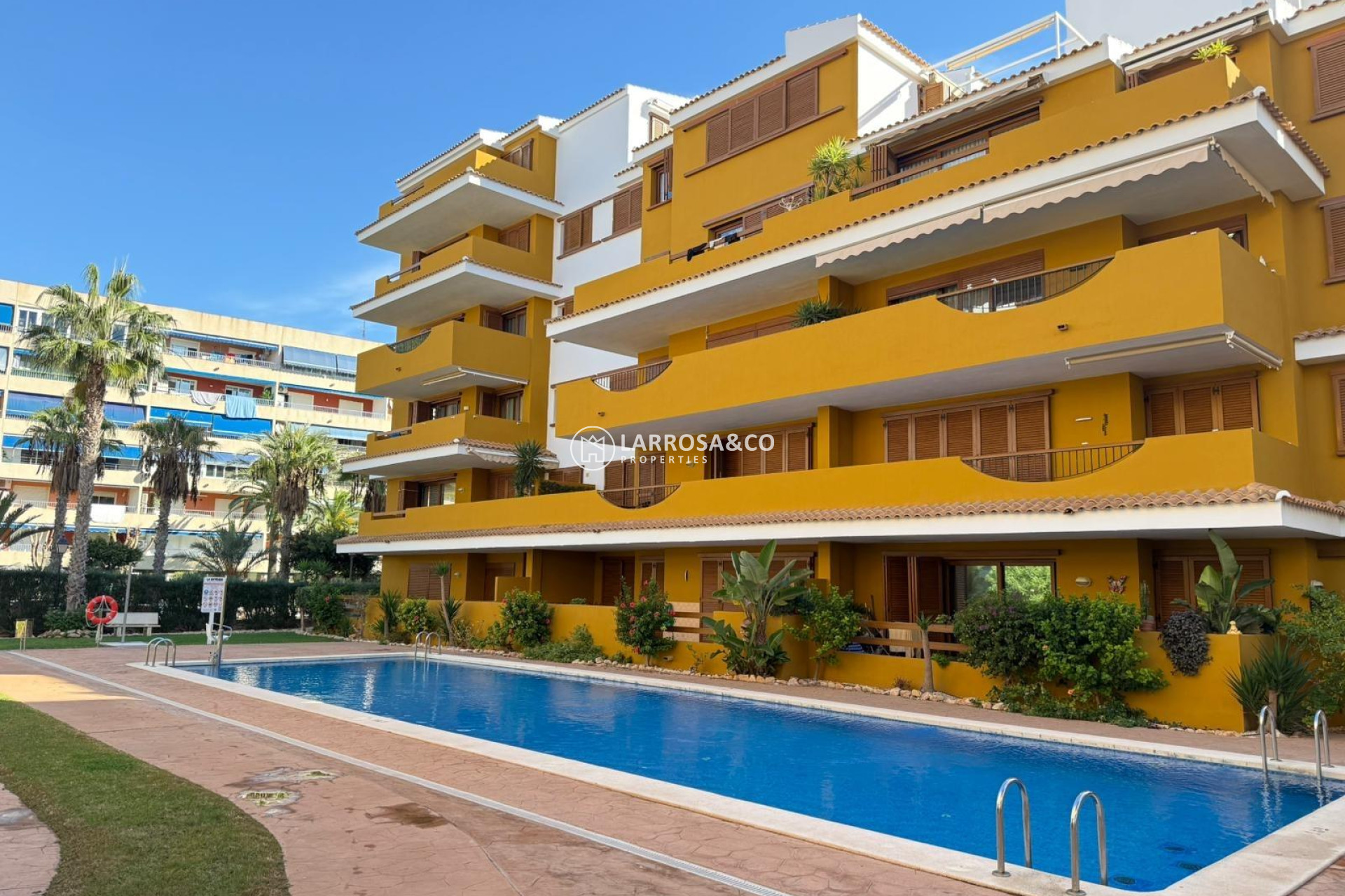 Resale - Apartment - Torrevieja - Punta Prima