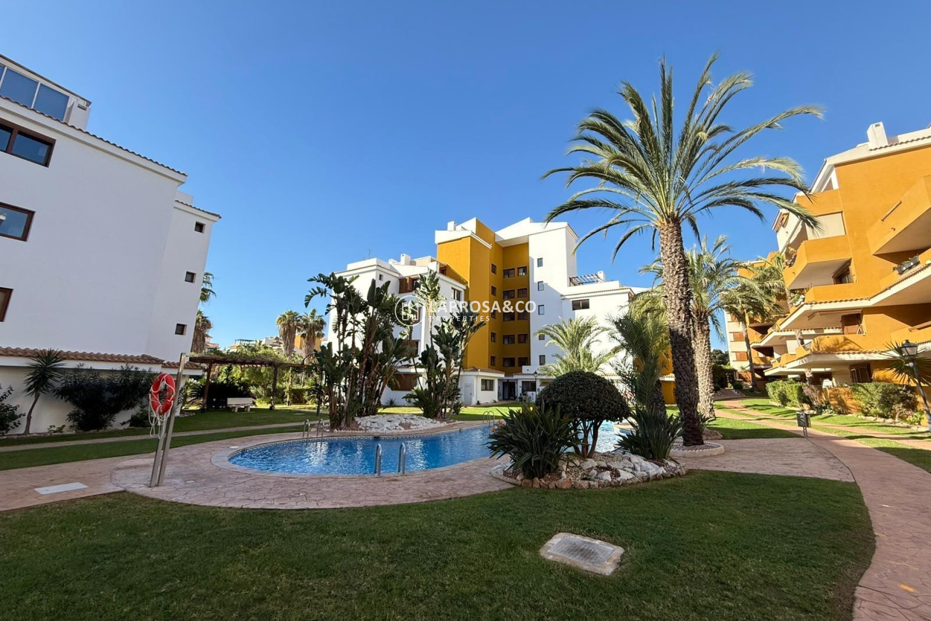 Resale - Apartment - Torrevieja - Punta Prima