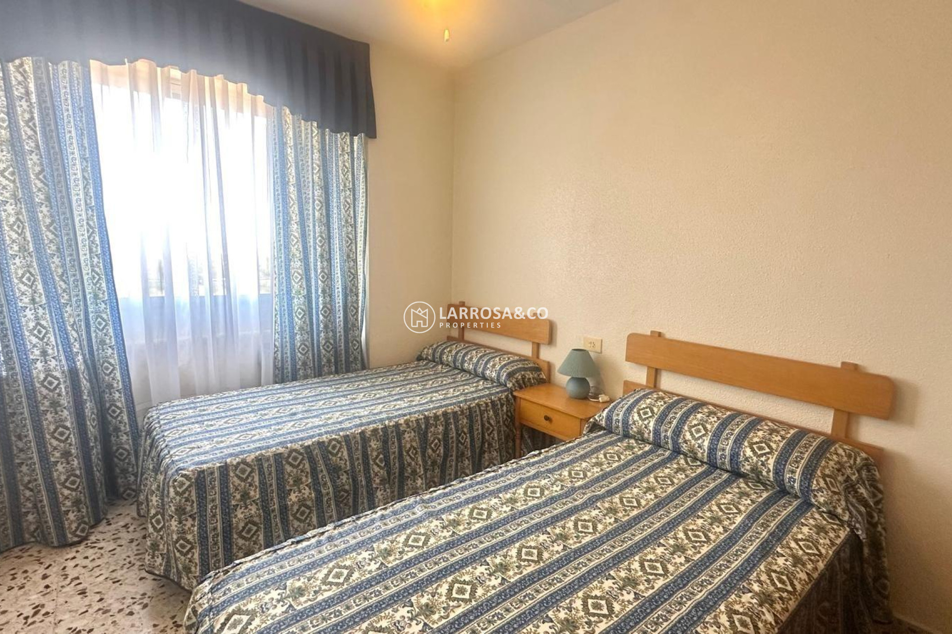 Resale - Apartment - Torrevieja - Punta Prima