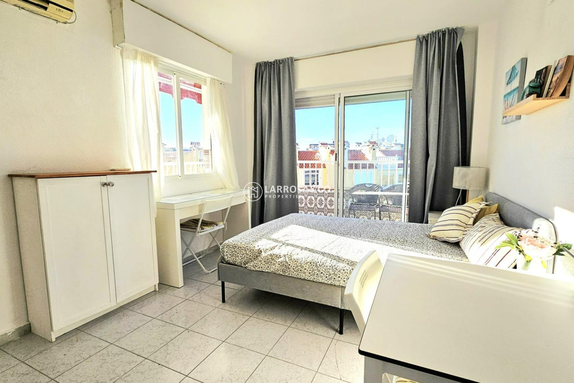 Resale - Apartment - Torrevieja - Torreblanca