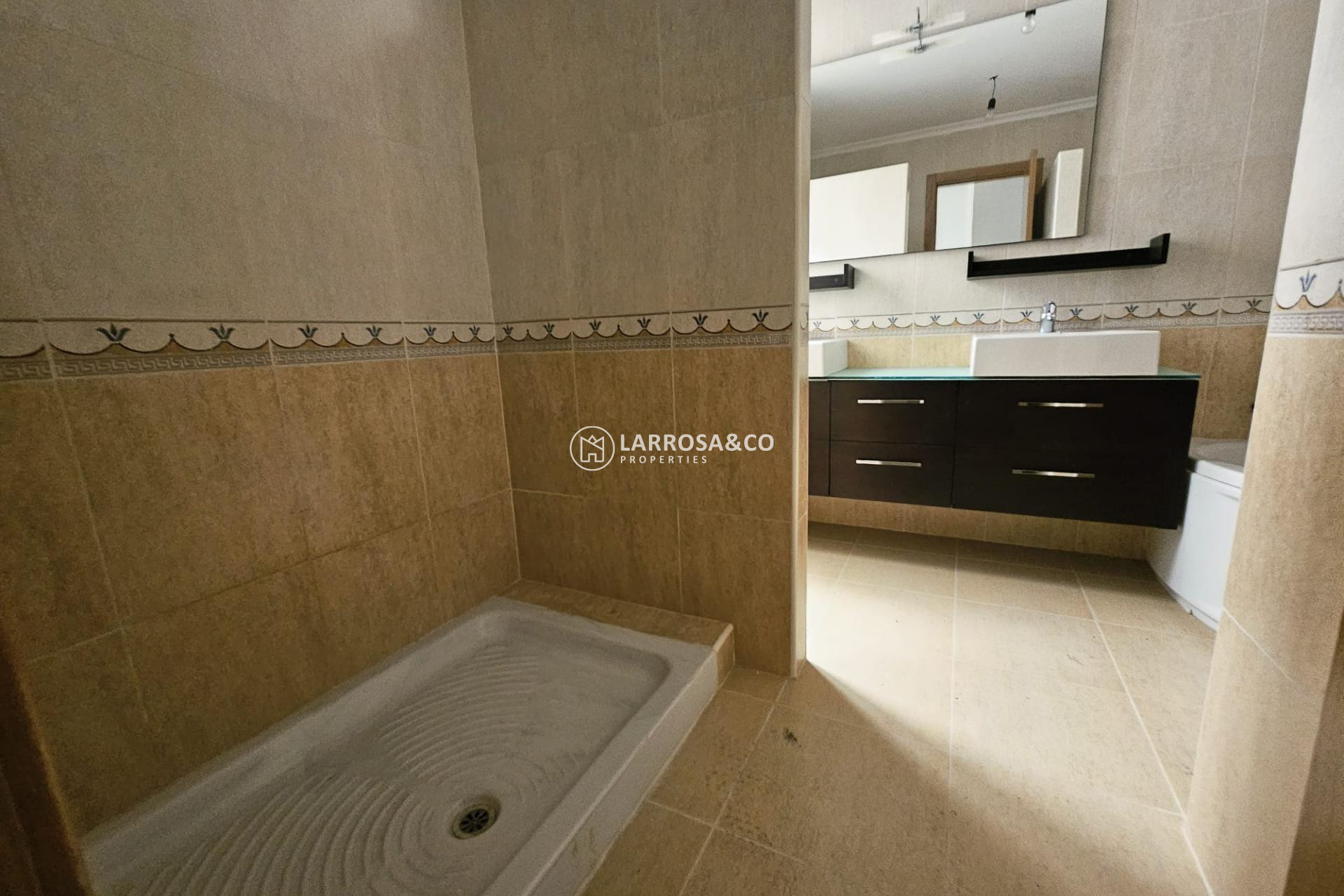 Resale - Apartment - Torrevieja - torrevieja