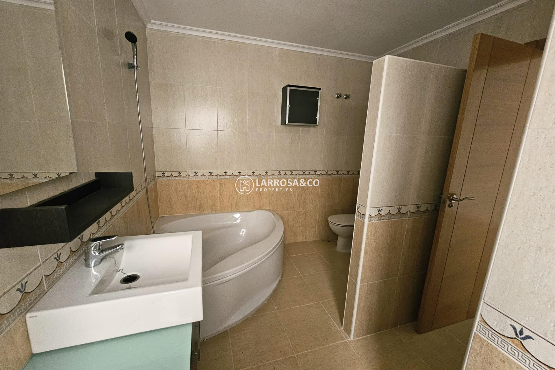 Resale - Apartment - Torrevieja - torrevieja