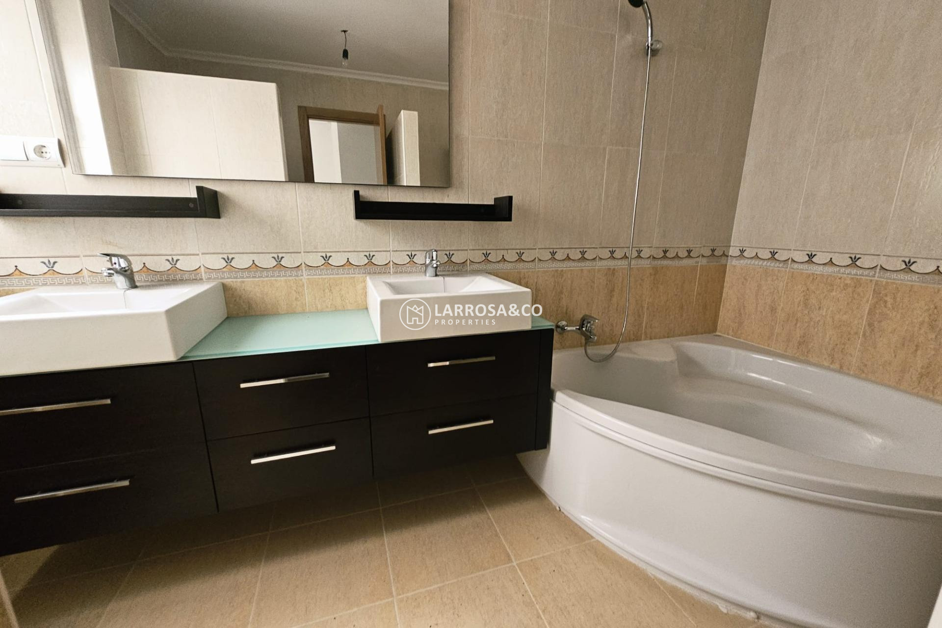 Resale - Apartment - Torrevieja - torrevieja