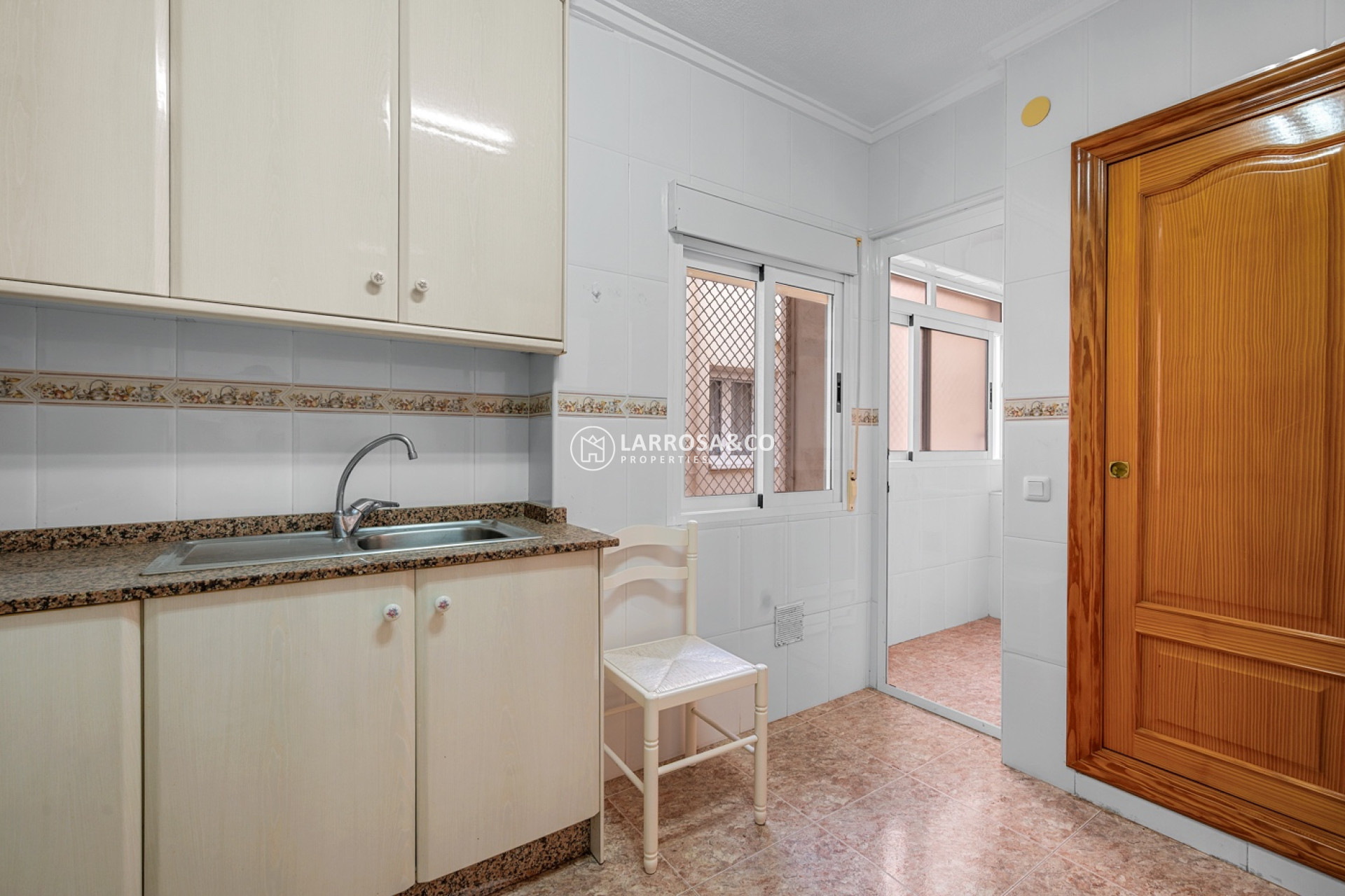 Resale - Apartment - Torrevieja - torrevieja