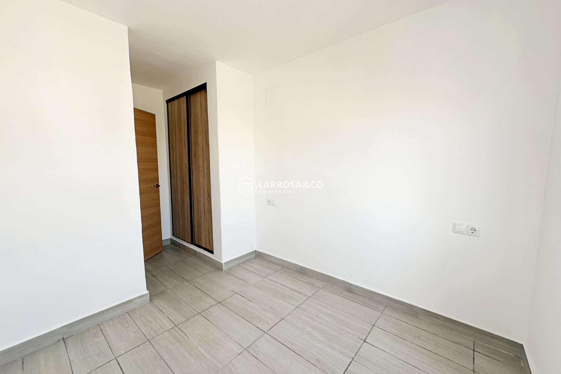 Resale - Apartment - Torrevieja - torrevieja