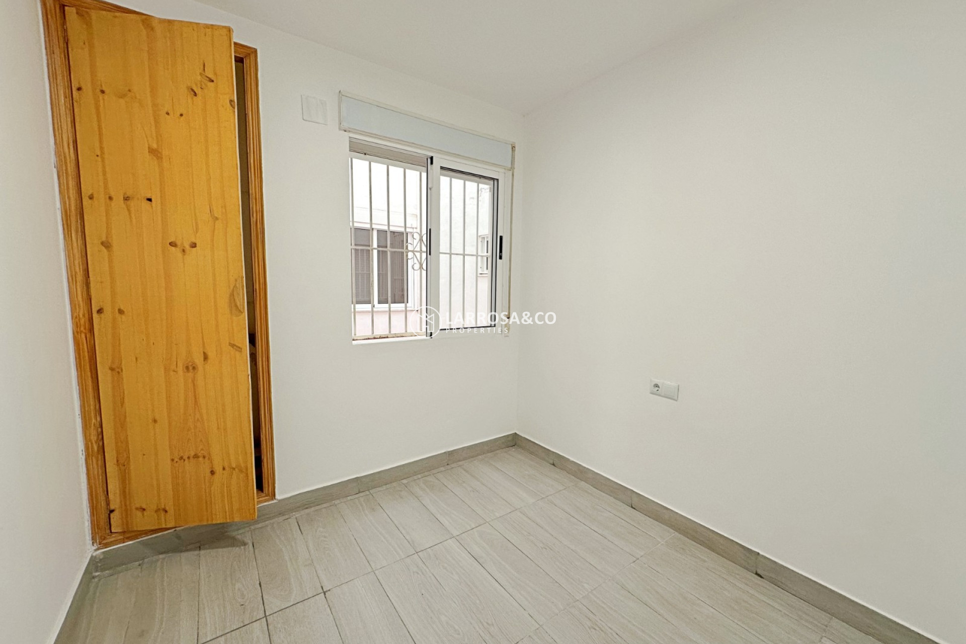Resale - Apartment - Torrevieja - torrevieja