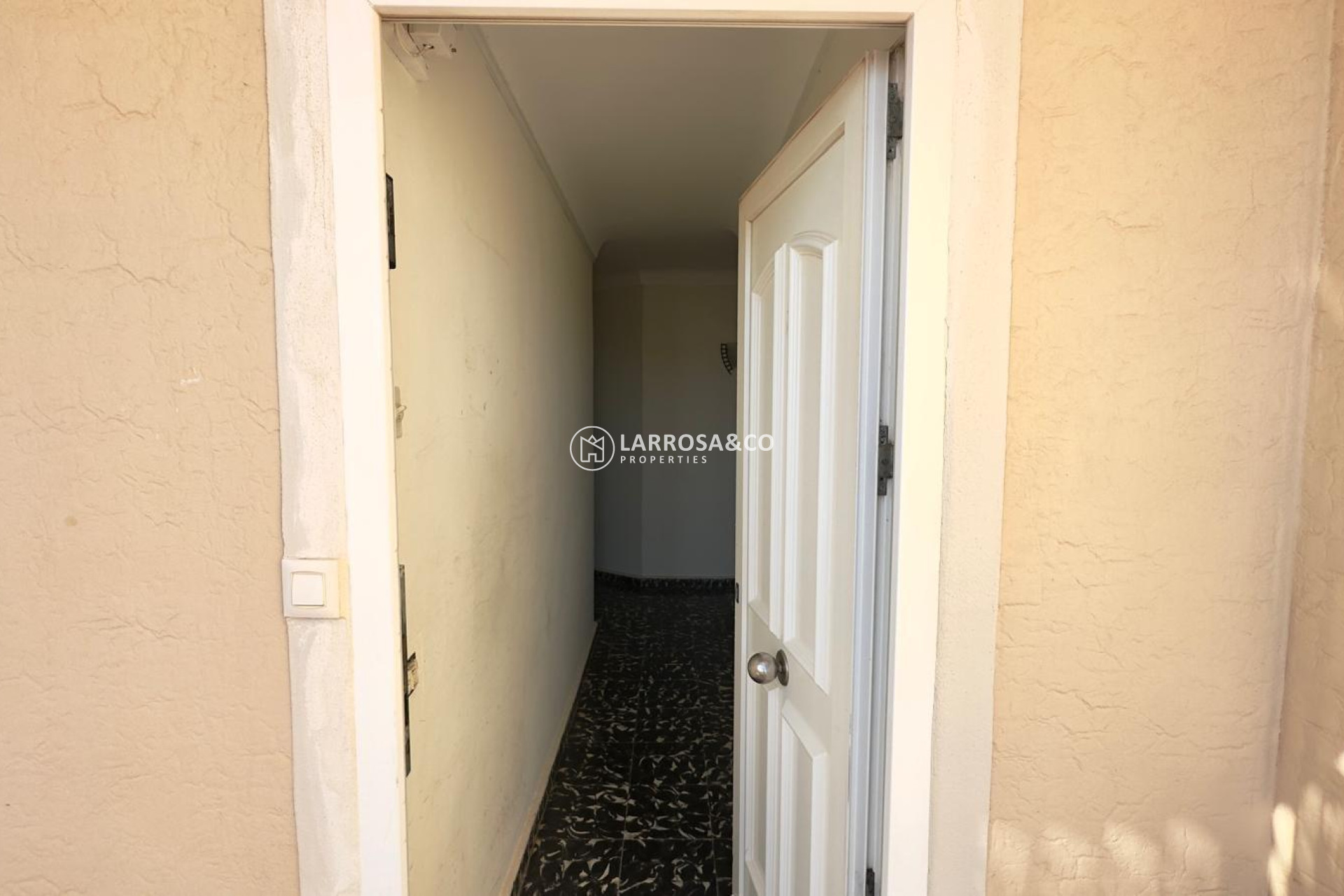 Resale - Apartment - Torrevieja - Zona los Frutales