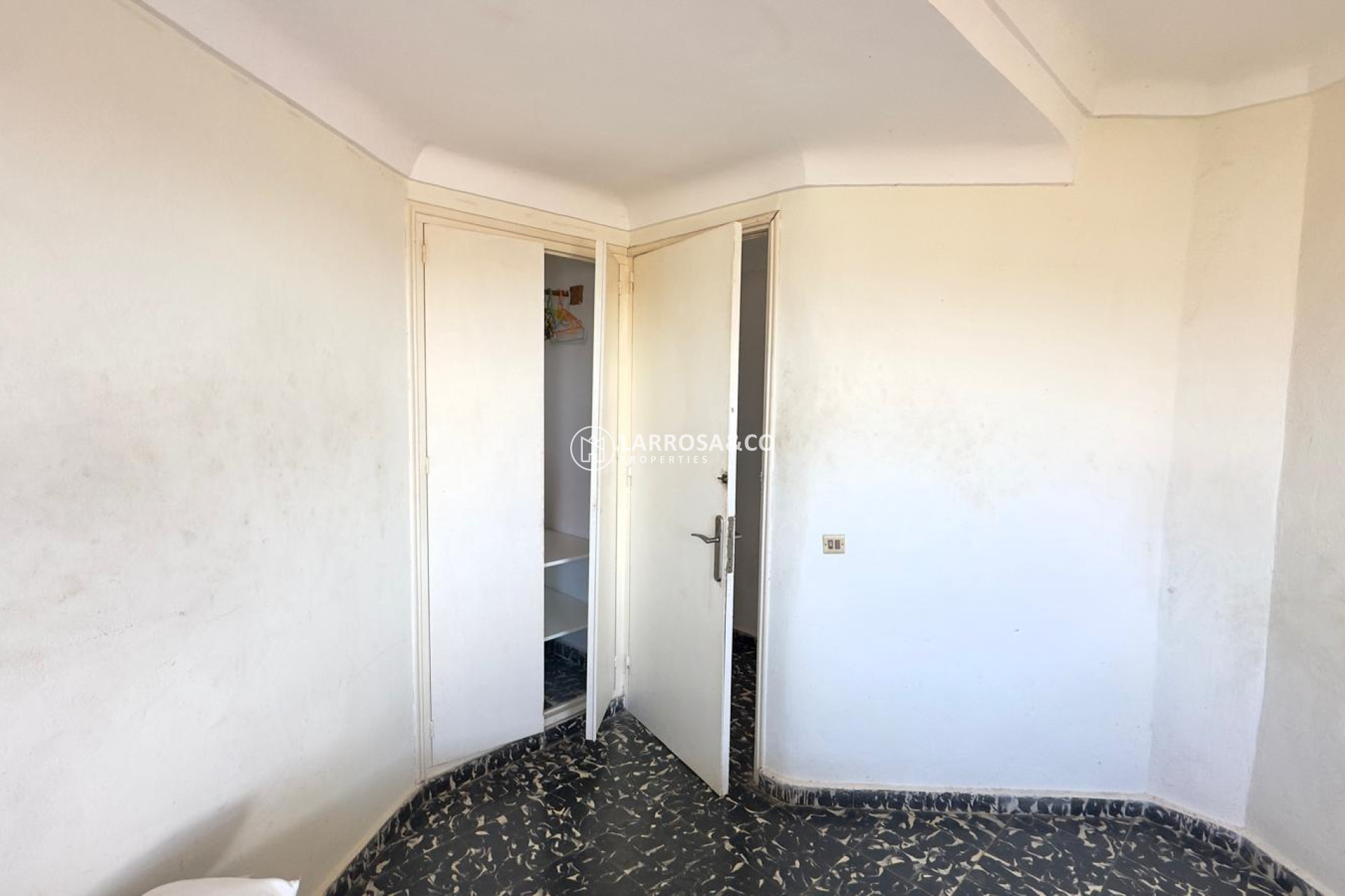Resale - Apartment - Torrevieja - Zona los Frutales