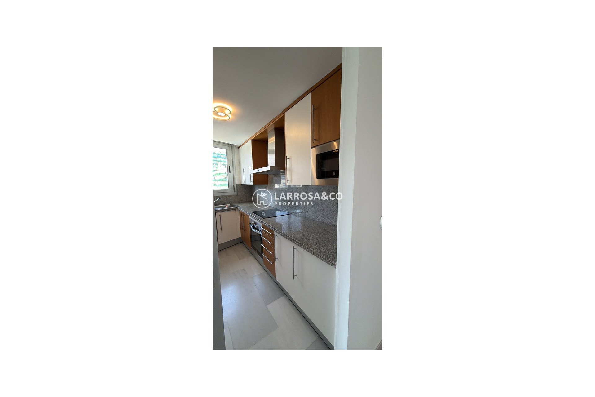 Resale - Apartment - Villajoyosa - Finestrat