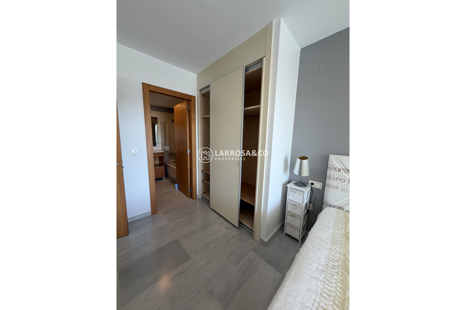 Resale - Apartment - Villajoyosa - Finestrat