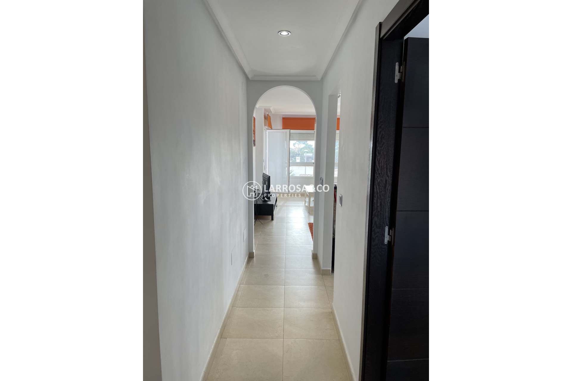 Resale - Apartment - Villamartín - Costa Blanca
