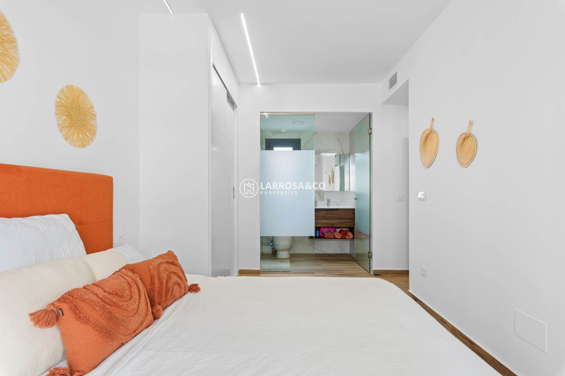 Resale - Apartment - Villamartín - Costa Blanca