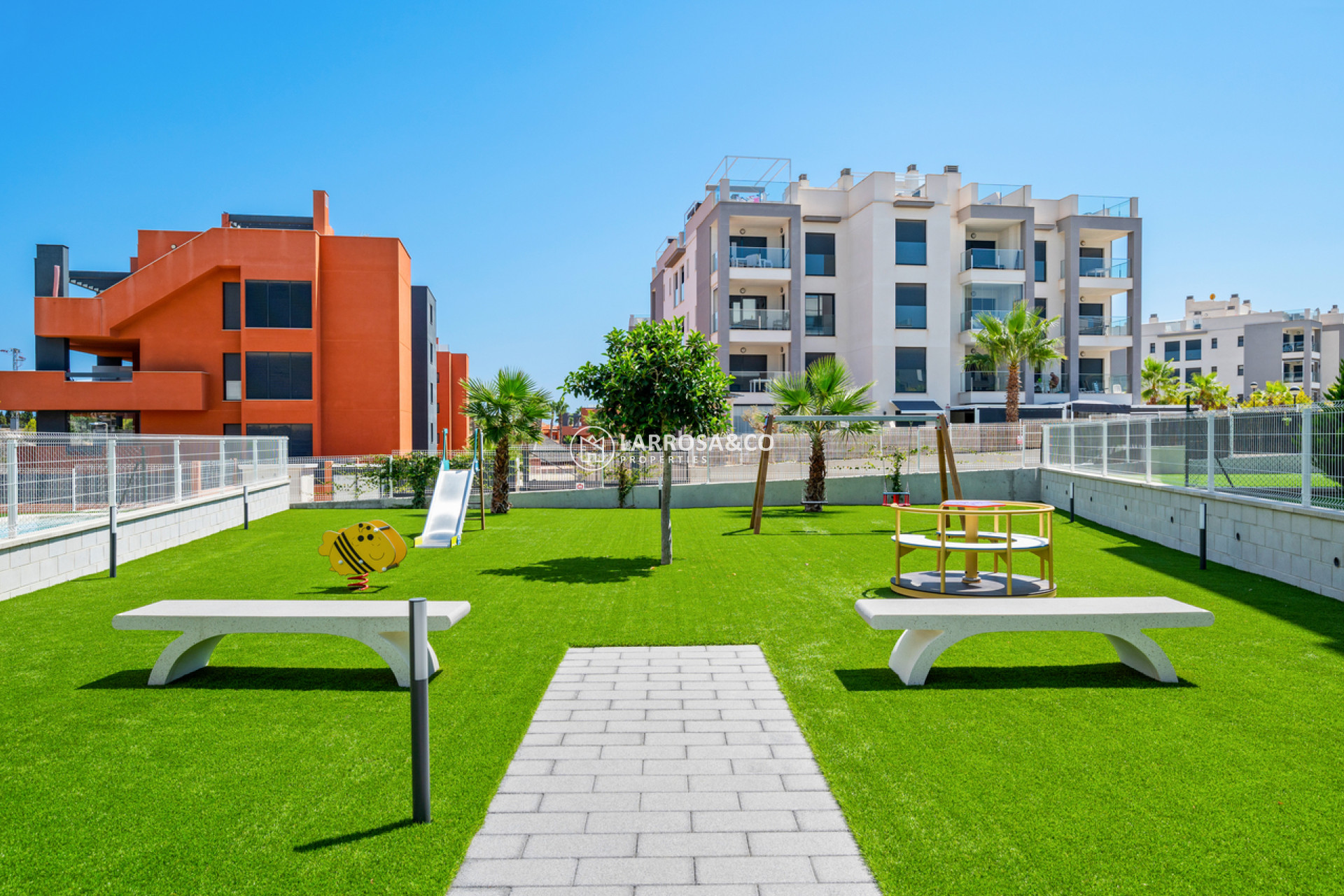 Resale - Apartment - Villamartín - Costa Blanca