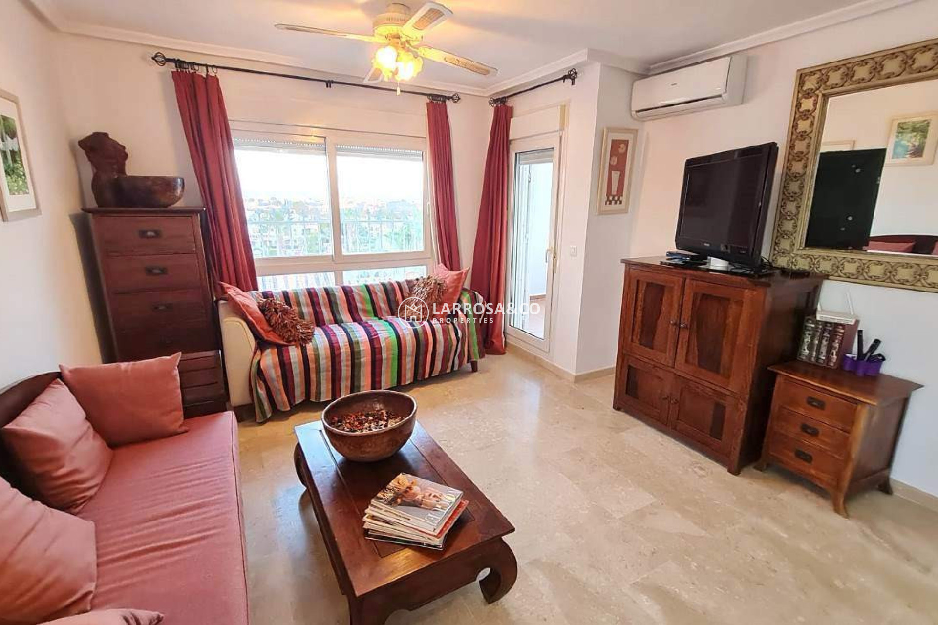 Resale - Apartment - Villamartin - Costa Blanca