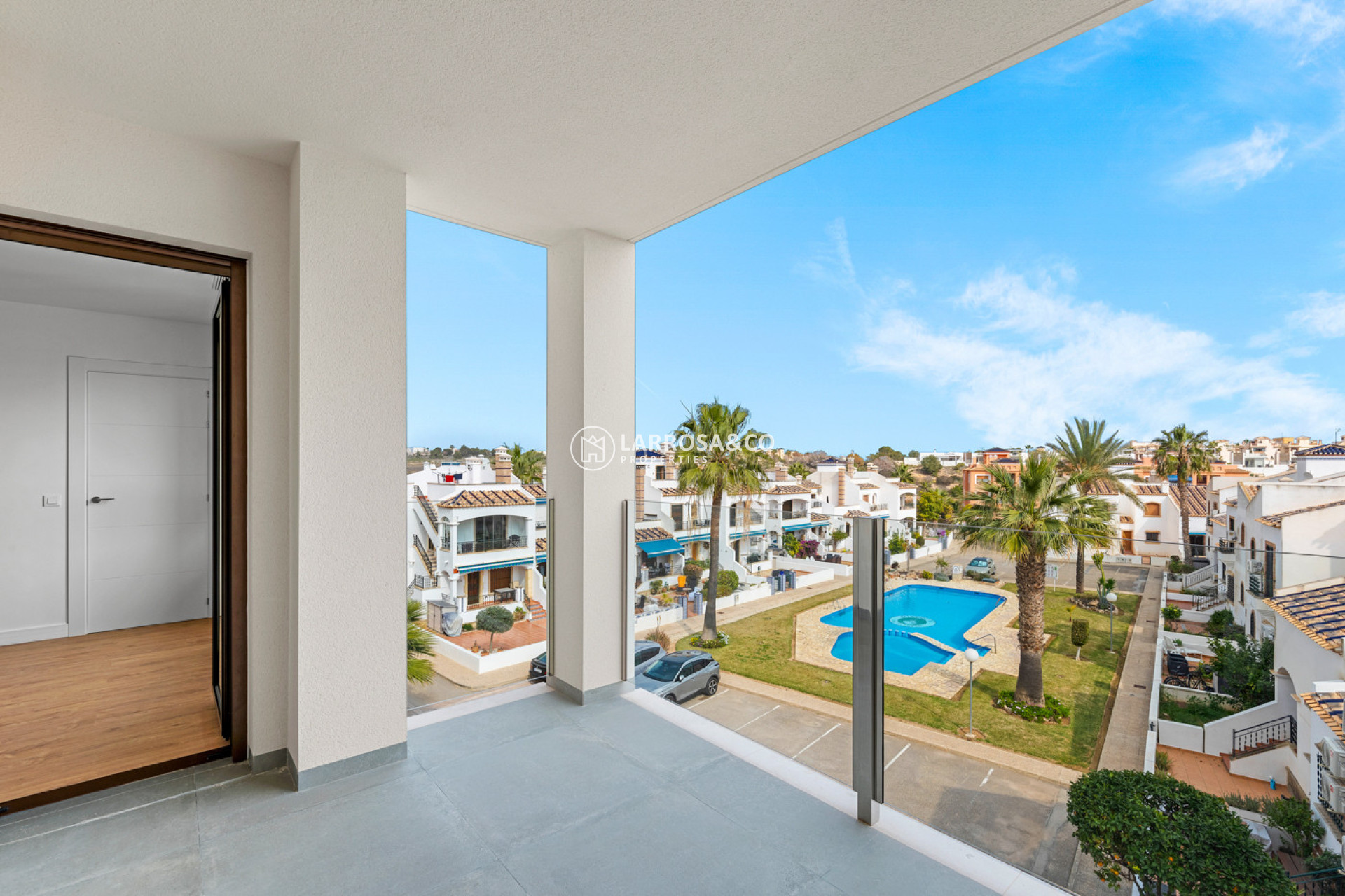 Resale - Apartment - Villamartin - Costa Blanca