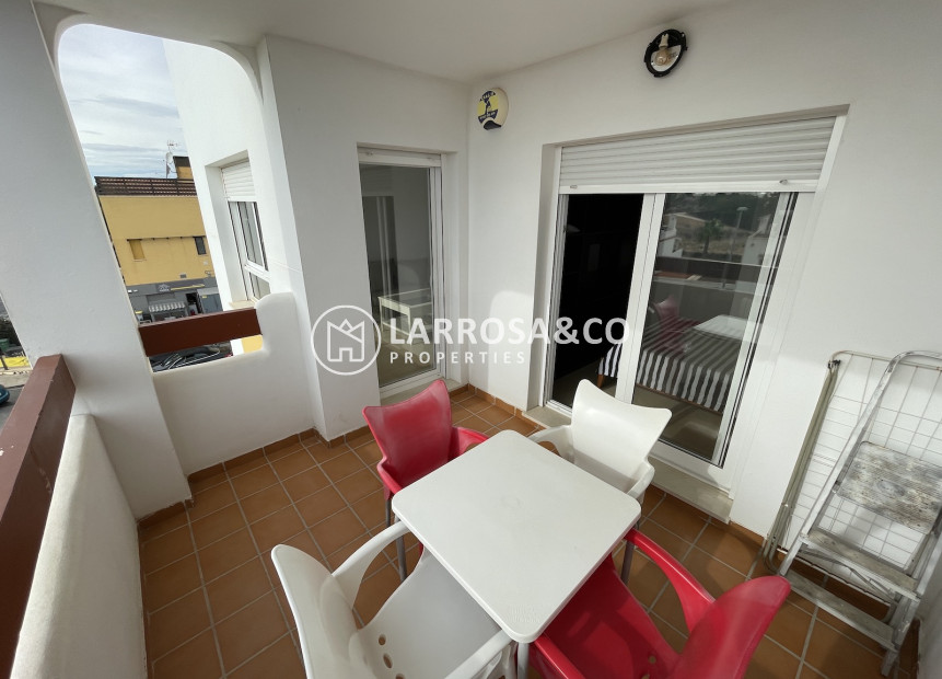 Resale - Apartment - Villamartín - Costa Blanca
