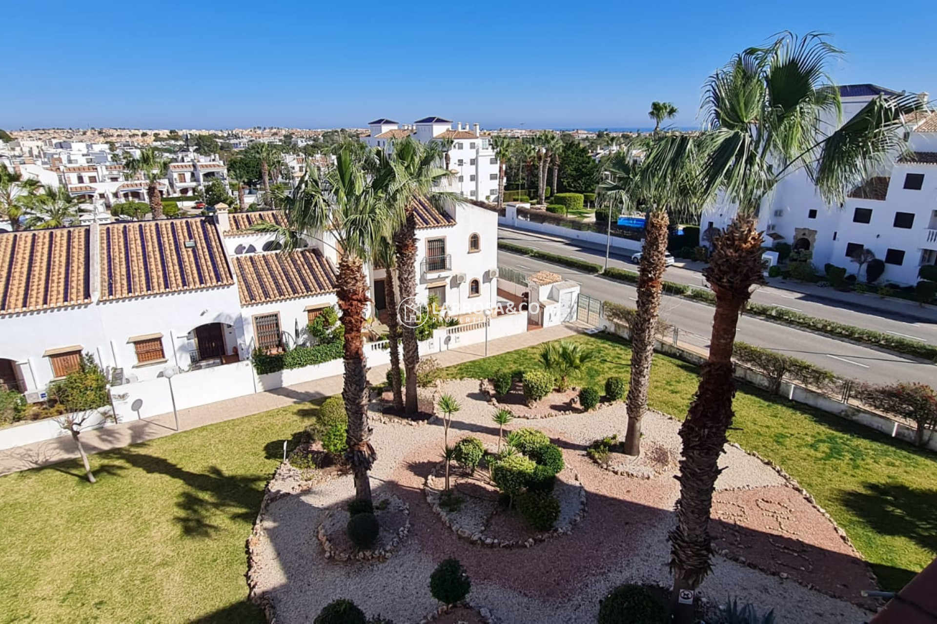 Resale - Apartment - Villamartin - Costa Blanca