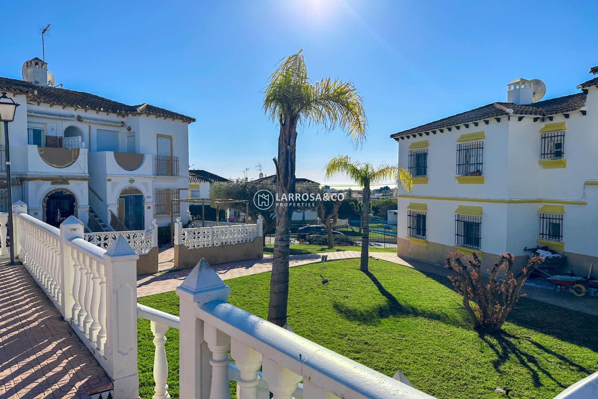 Resale - Apartment - Villamartín - Costa Blanca