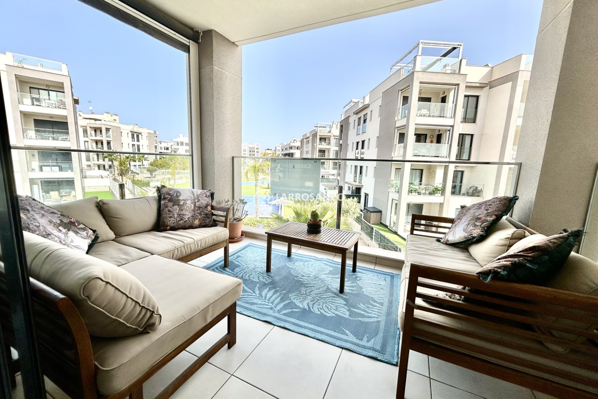 Resale - Apartment - Villamartín - Costa Blanca