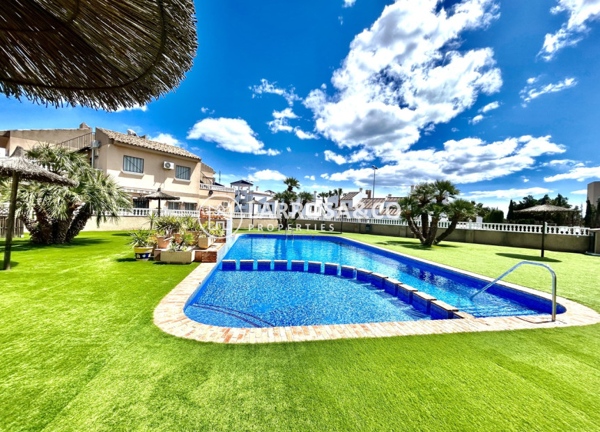 Resale - Apartment - Villamartín - Costa Blanca