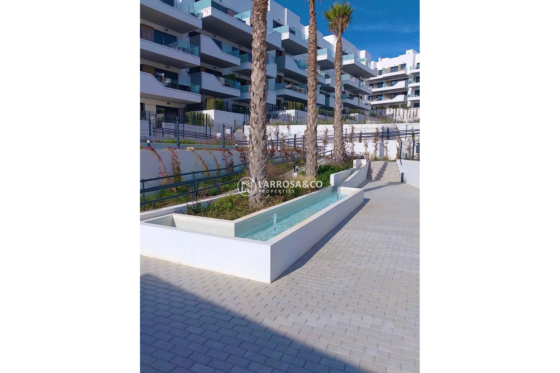 Resale - Apartment - Villamartín - Costa Blanca