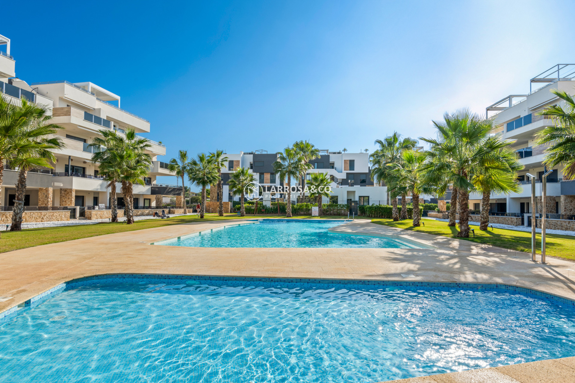 Resale - Apartment - Villamartín - Costa Blanca