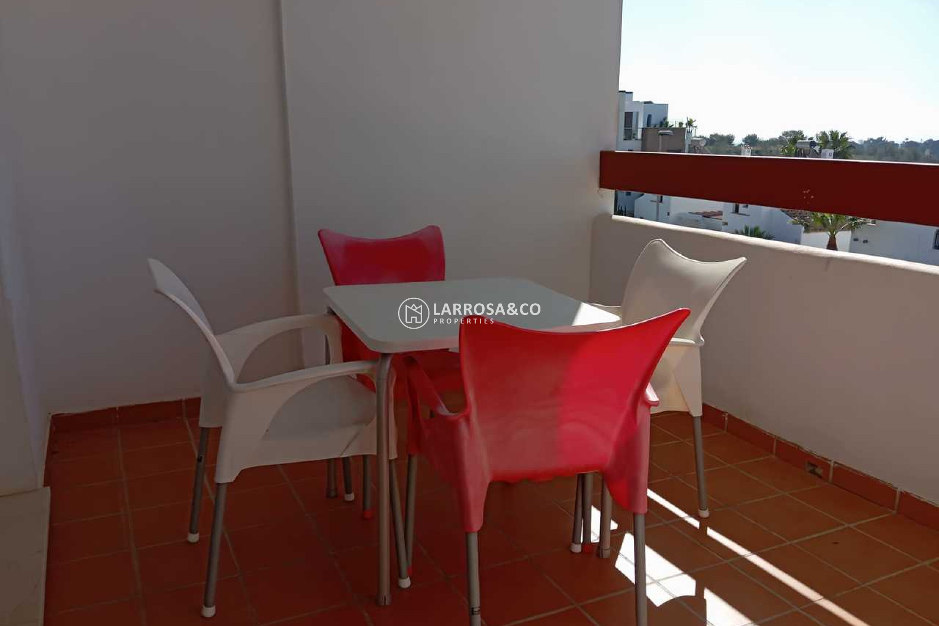 Resale - Apartment - Villamartín - Costa Blanca