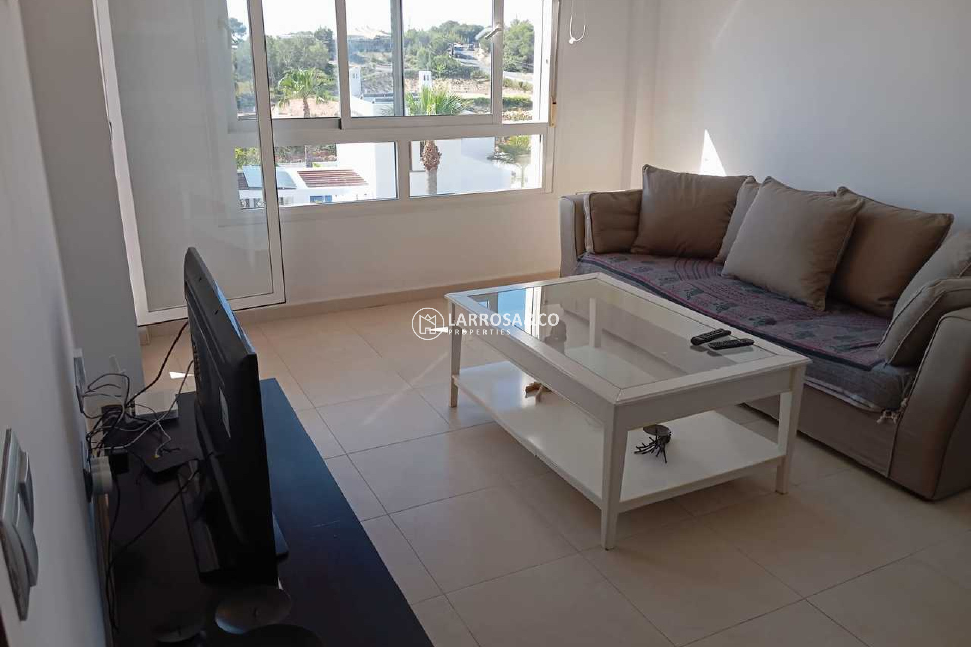 Resale - Apartment - Villamartín - Costa Blanca