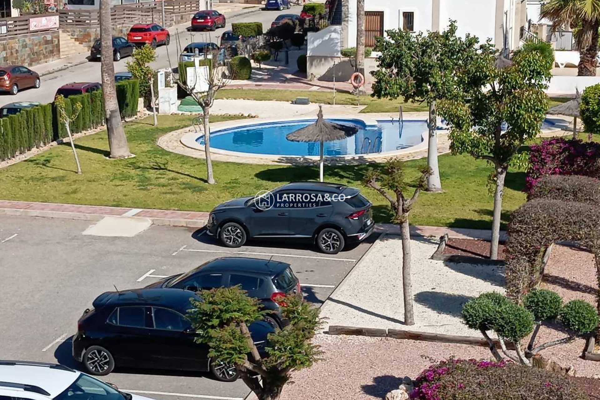 Resale - Apartment - Villamartín - Costa Blanca