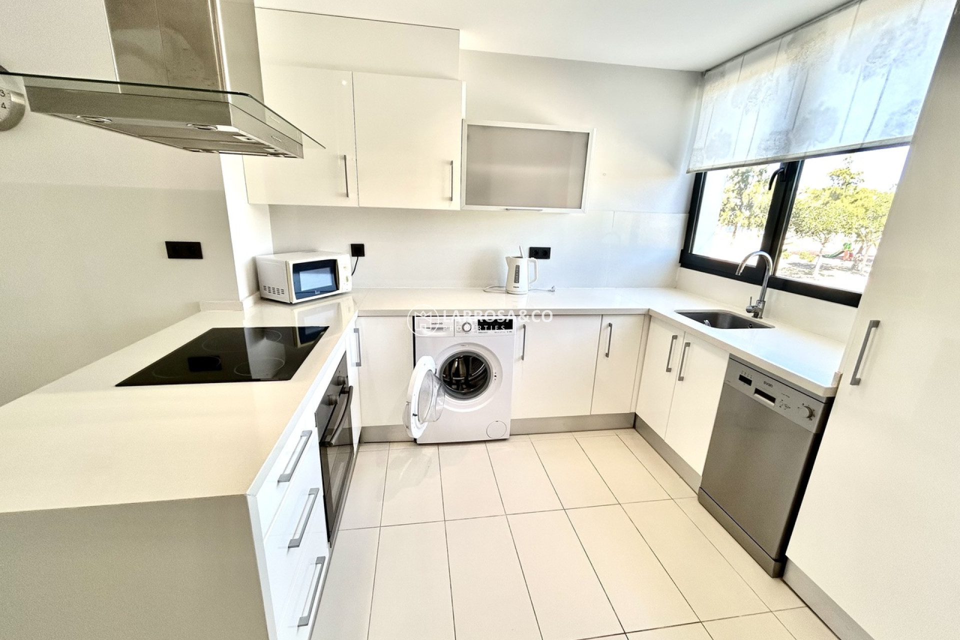 Resale - Apartment - Villamartin - Costa Blanca