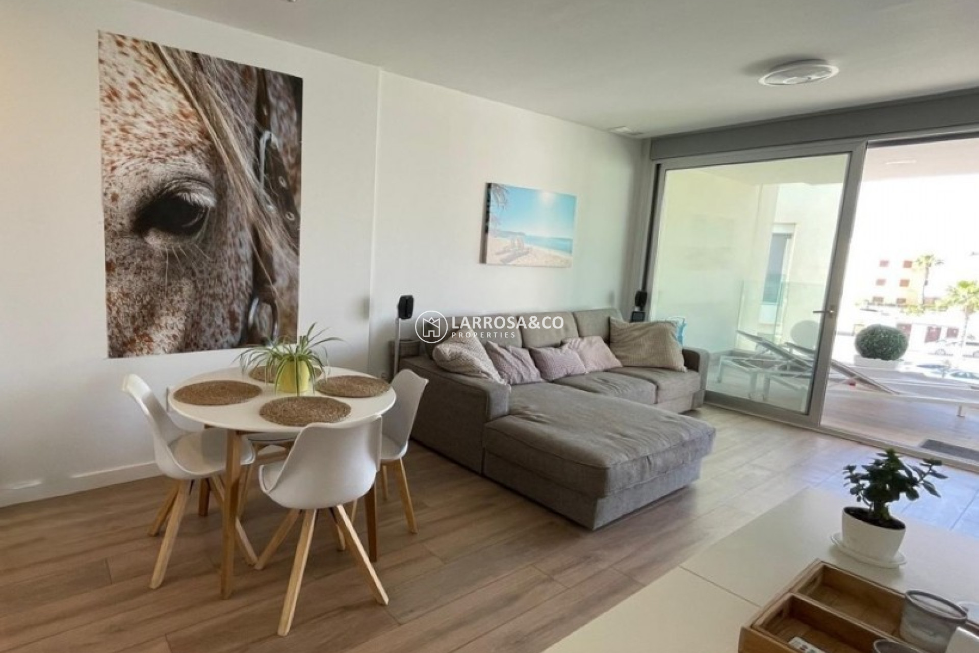 Resale - Apartment - Villamartin - Costa Blanca
