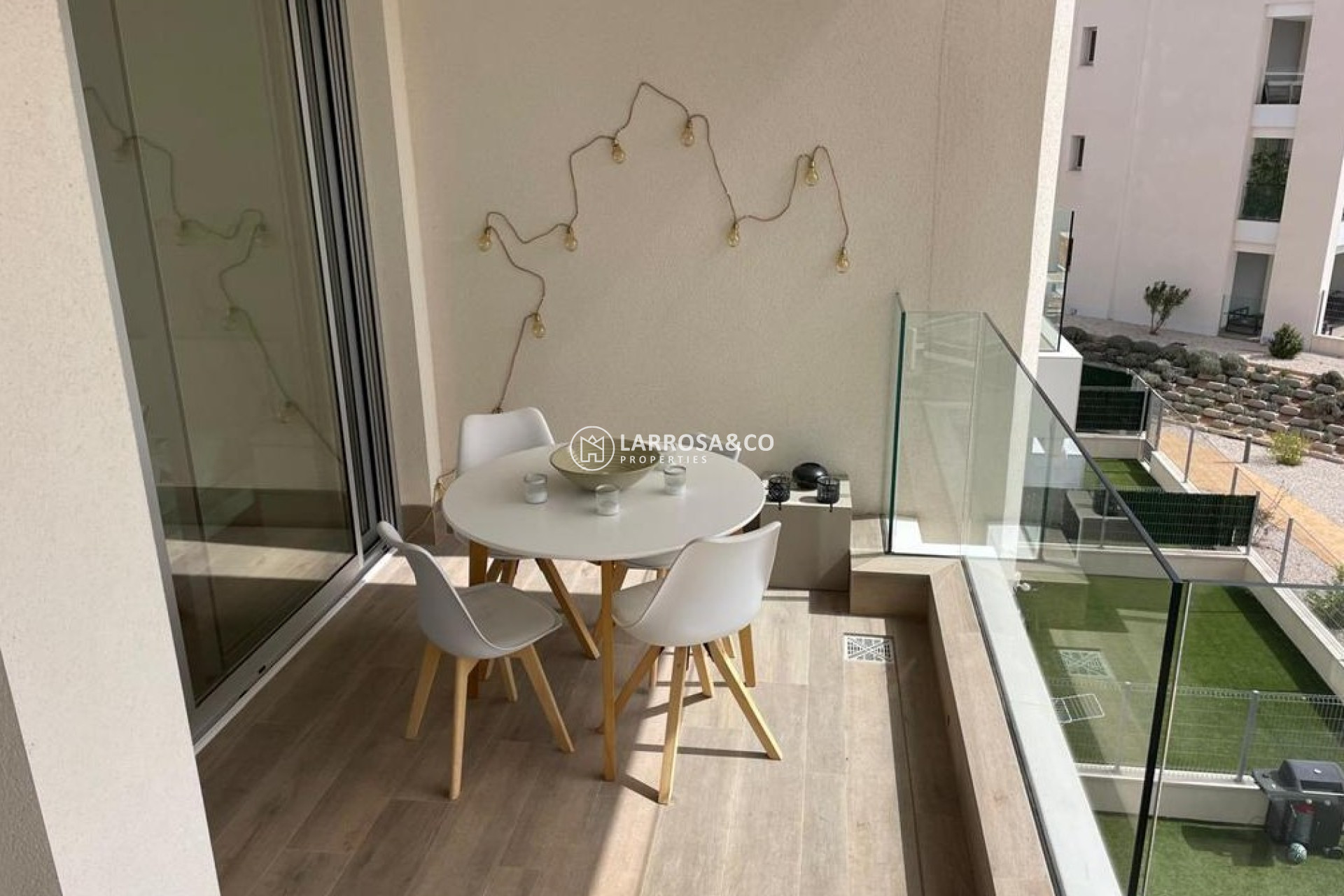 Resale - Apartment - Villamartin - Costa Blanca