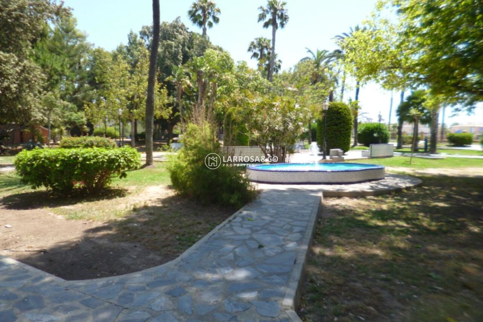 Resale - Apartment - Villamartin - Costa Blanca