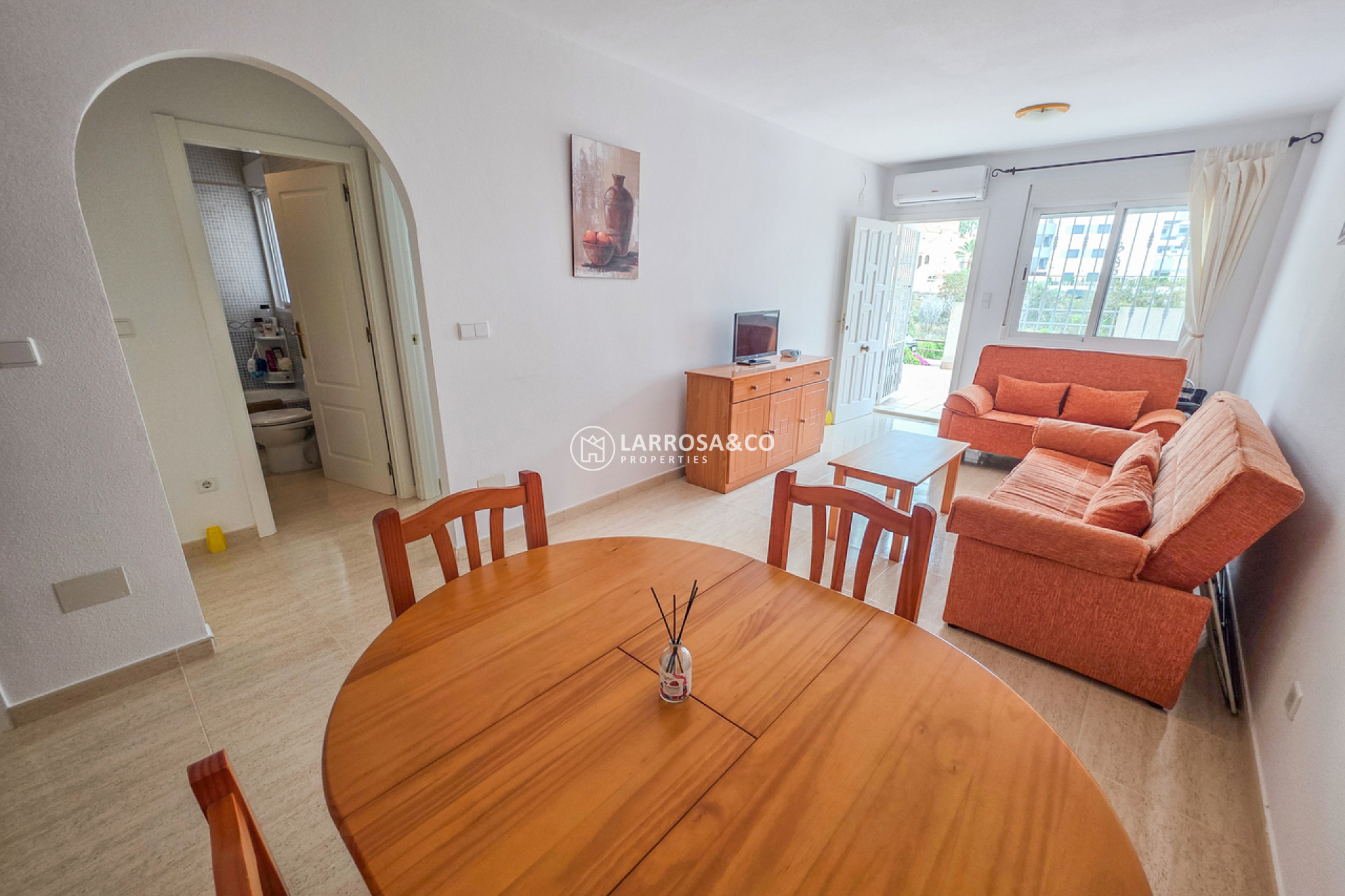 Resale - Apartment - Villamartin - Costa Blanca
