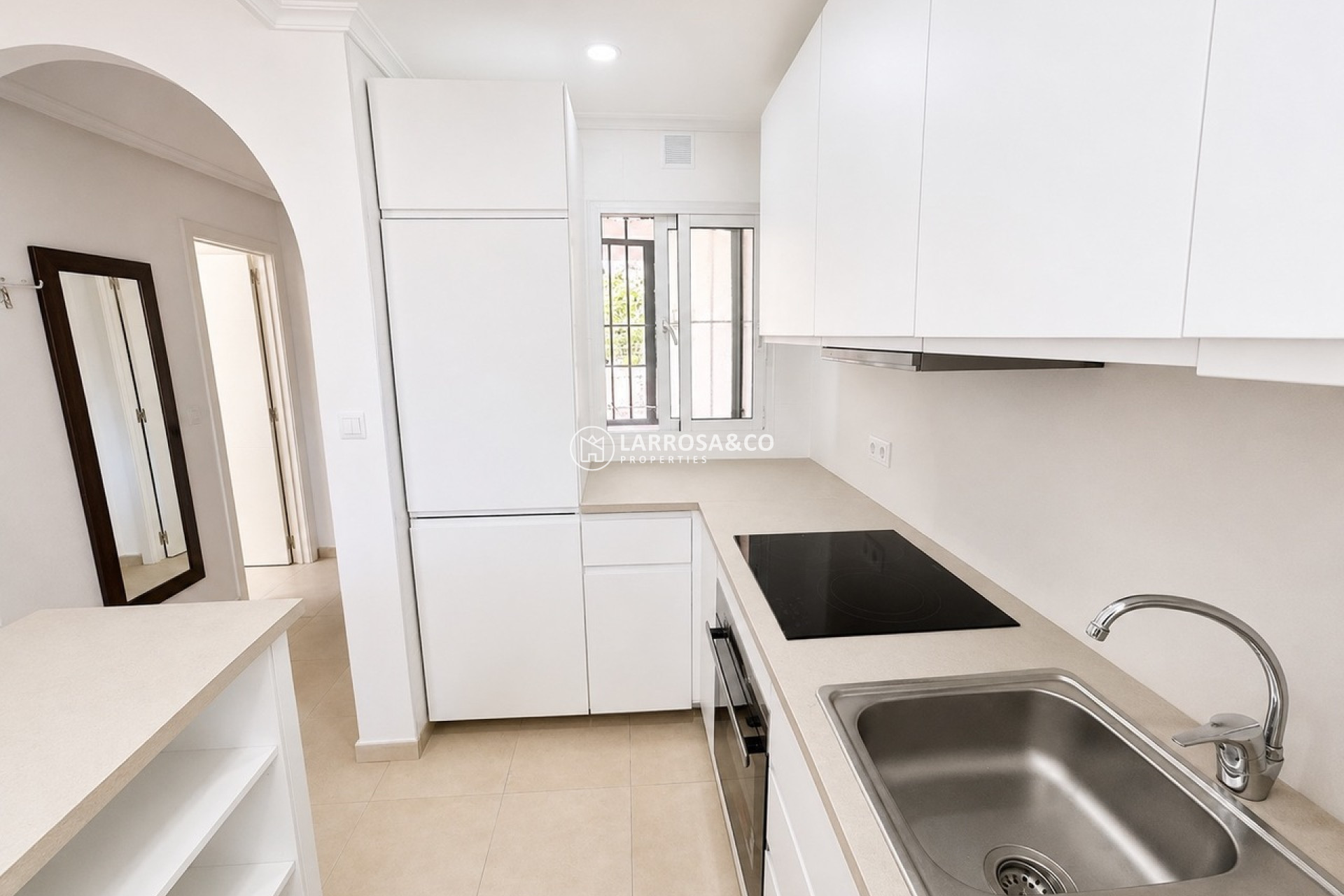 Resale - Apartment - Villamartin - Costa Blanca