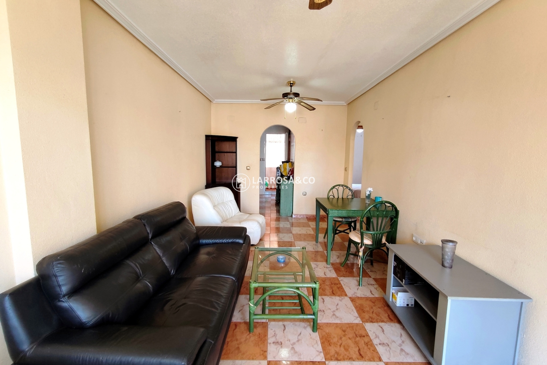 Resale - Apartment - Villamartin - Costa Blanca
