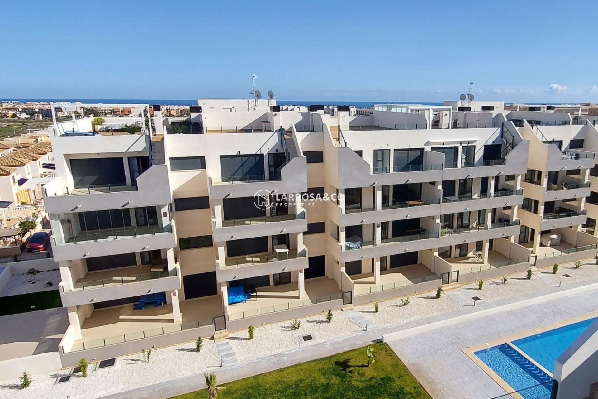 Resale - Apartment - Villamartin - Costa Blanca