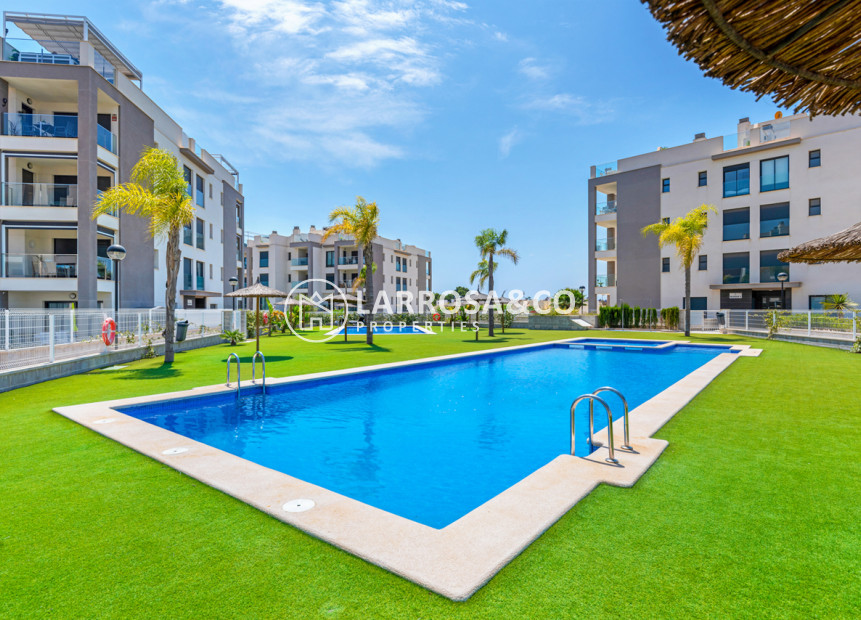 Resale - Apartment - Villamartin - Costa Blanca