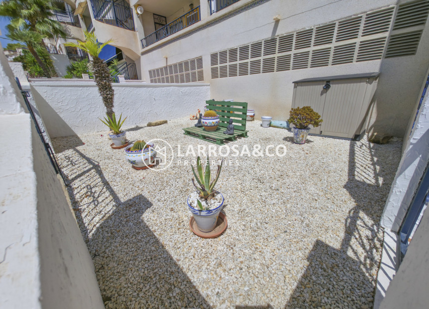 Resale - Apartment - Villamartin - Costa Blanca