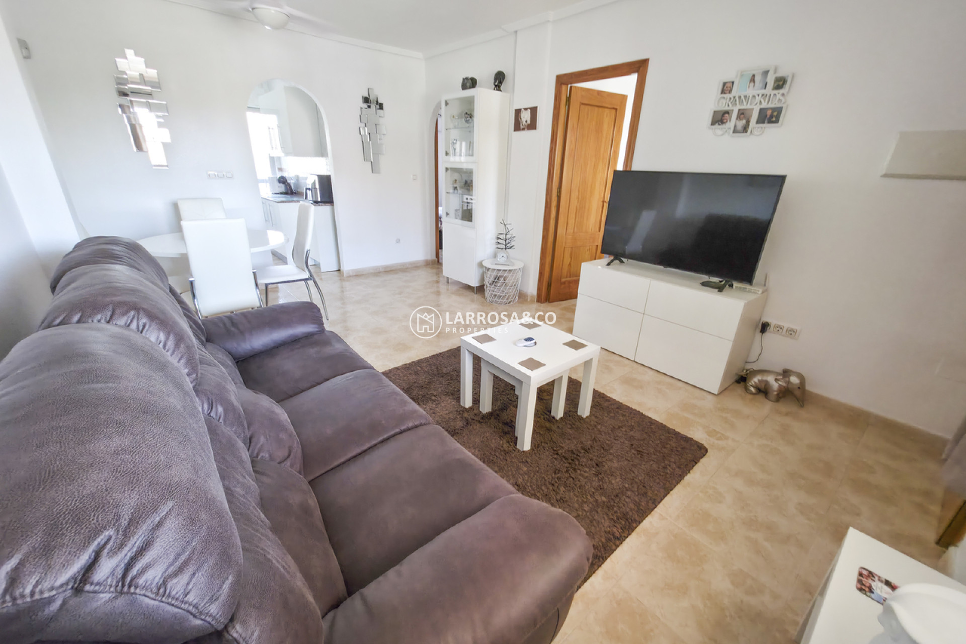 Resale - Apartment - Villamartin - Costa Blanca